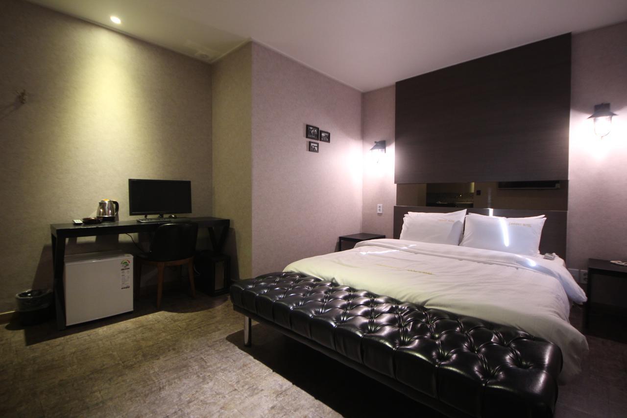 Paradise Hotel Gunsan Zewnętrze zdjęcie