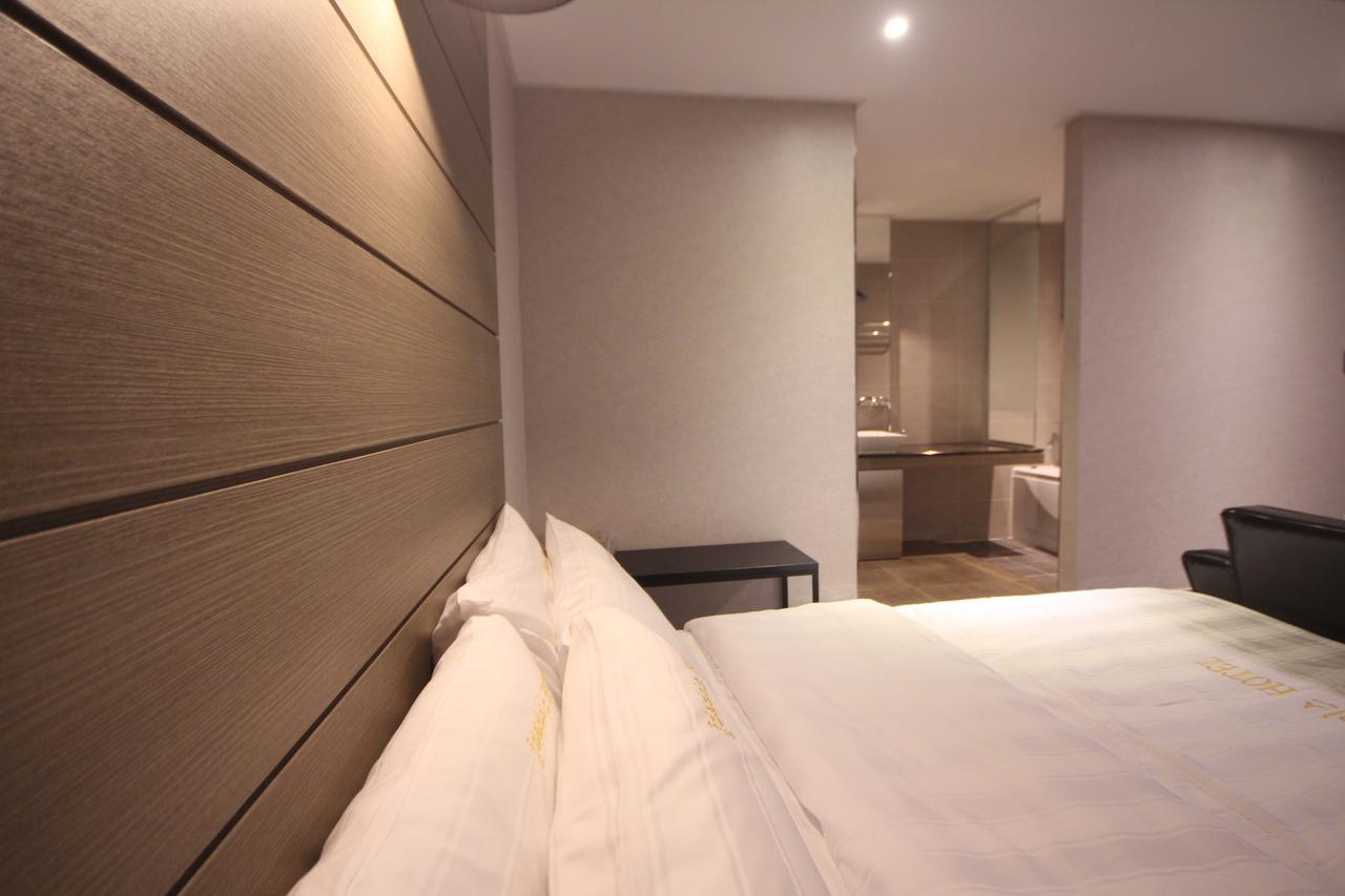 Paradise Hotel Gunsan Zewnętrze zdjęcie