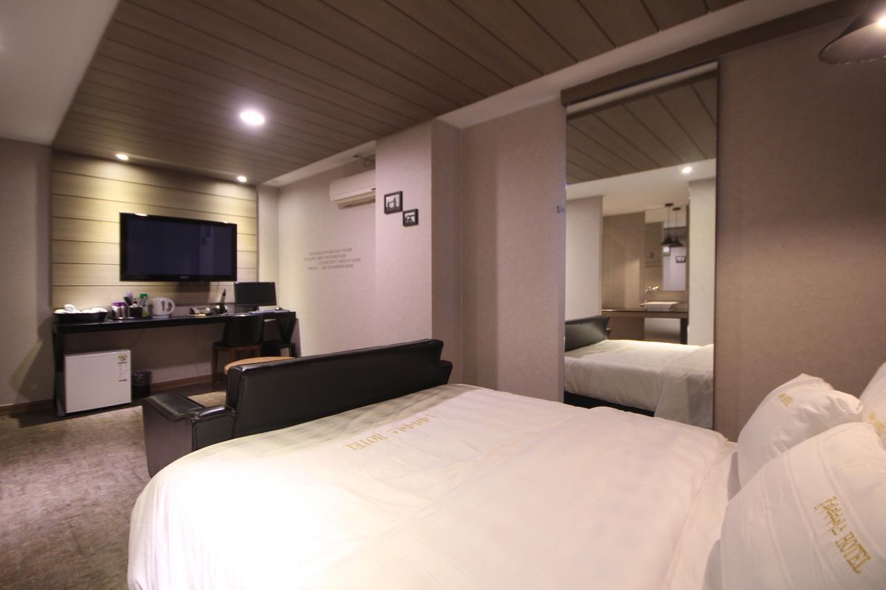 Paradise Hotel Gunsan Zewnętrze zdjęcie
