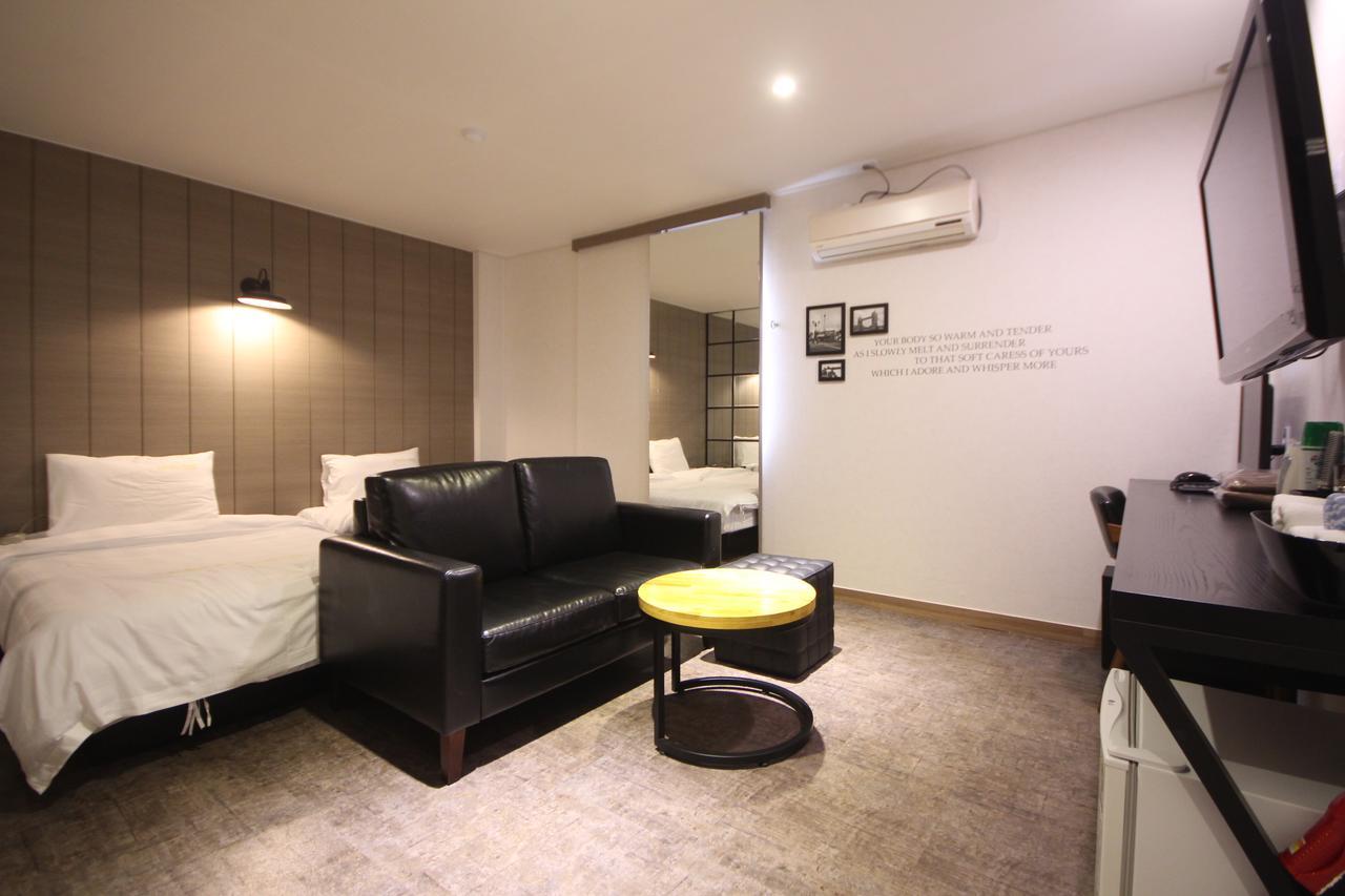 Paradise Hotel Gunsan Zewnętrze zdjęcie